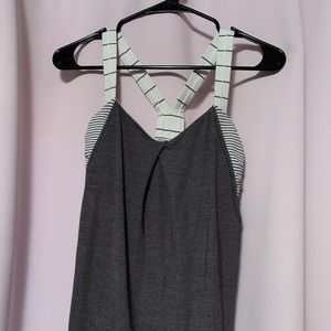 Size 2/4 Lululemon top